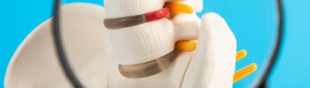 Cómo la osteopatía puede ayudar en el tratamiento de la ciática