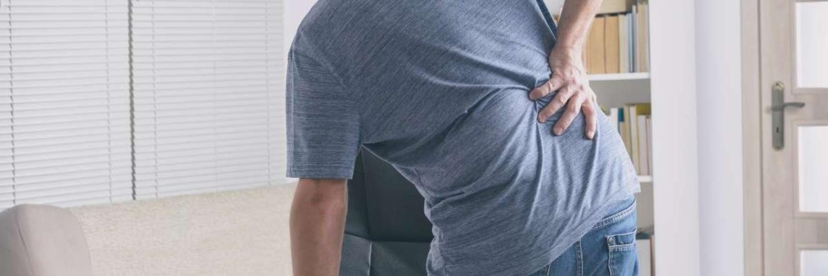 Cómo aliviar el dolor de sacroileítis con terapia manual y ejercicio terapéutico