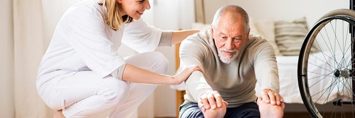 Fisioterapia en casa para personas con movilidad reducida: cuándo es recomendable y qué esperar